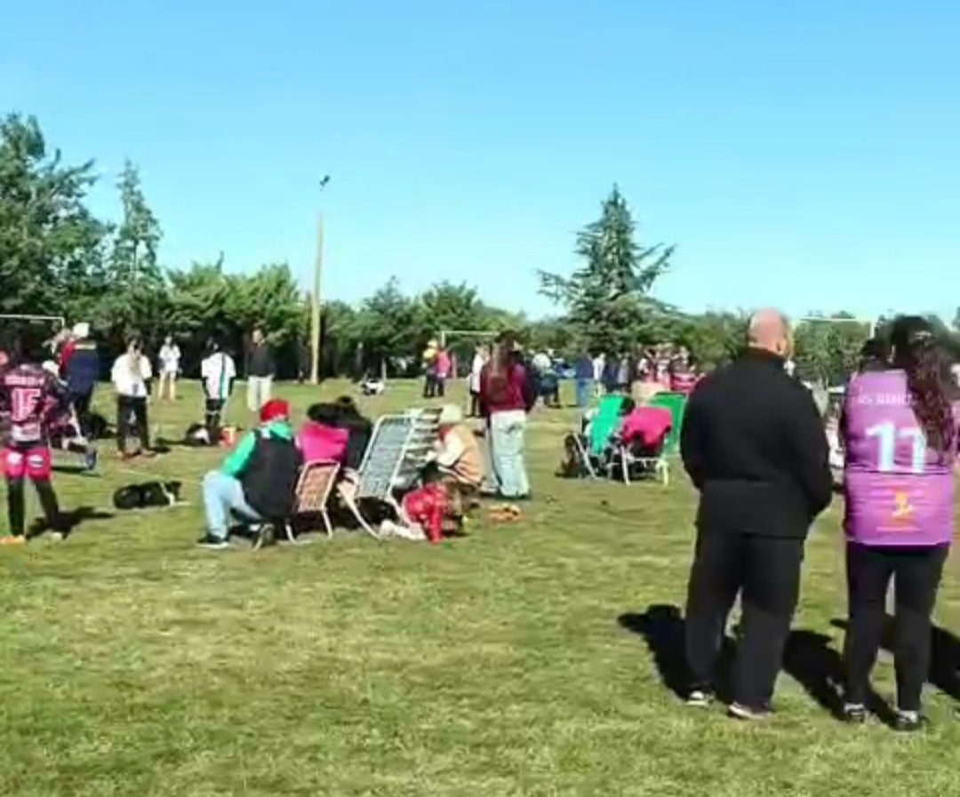 Se disput&oacute; un campeonato de f&uacute;tbol femenino en la Quinta de Camioneros