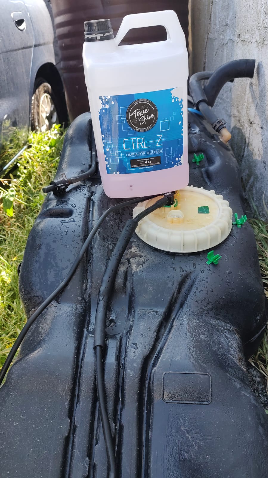 Control Z de Toxic Shine